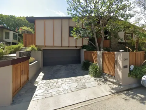 Devlin Drive - Modern mid-century residence above the Sunset Strip