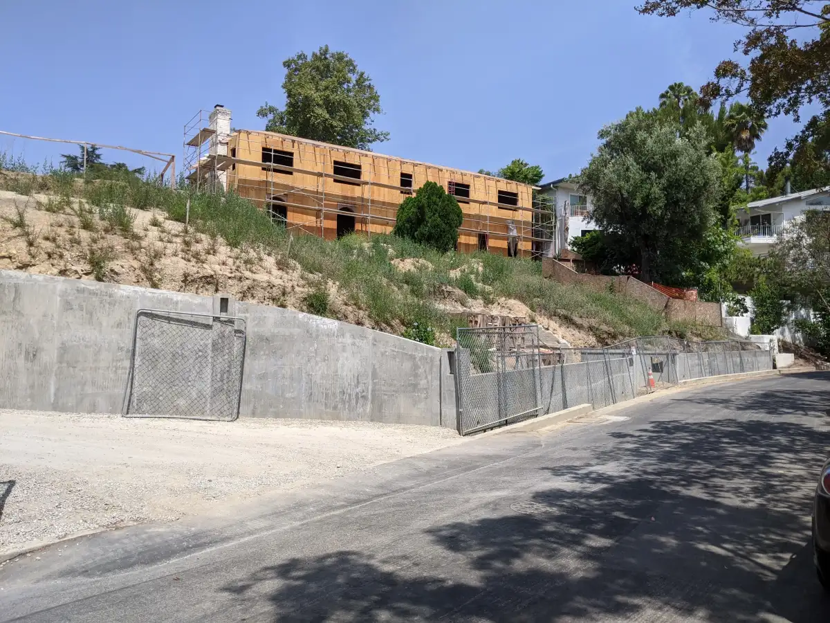 Silver Lake Hillside - Retaining wall and house construction on steep hillside property